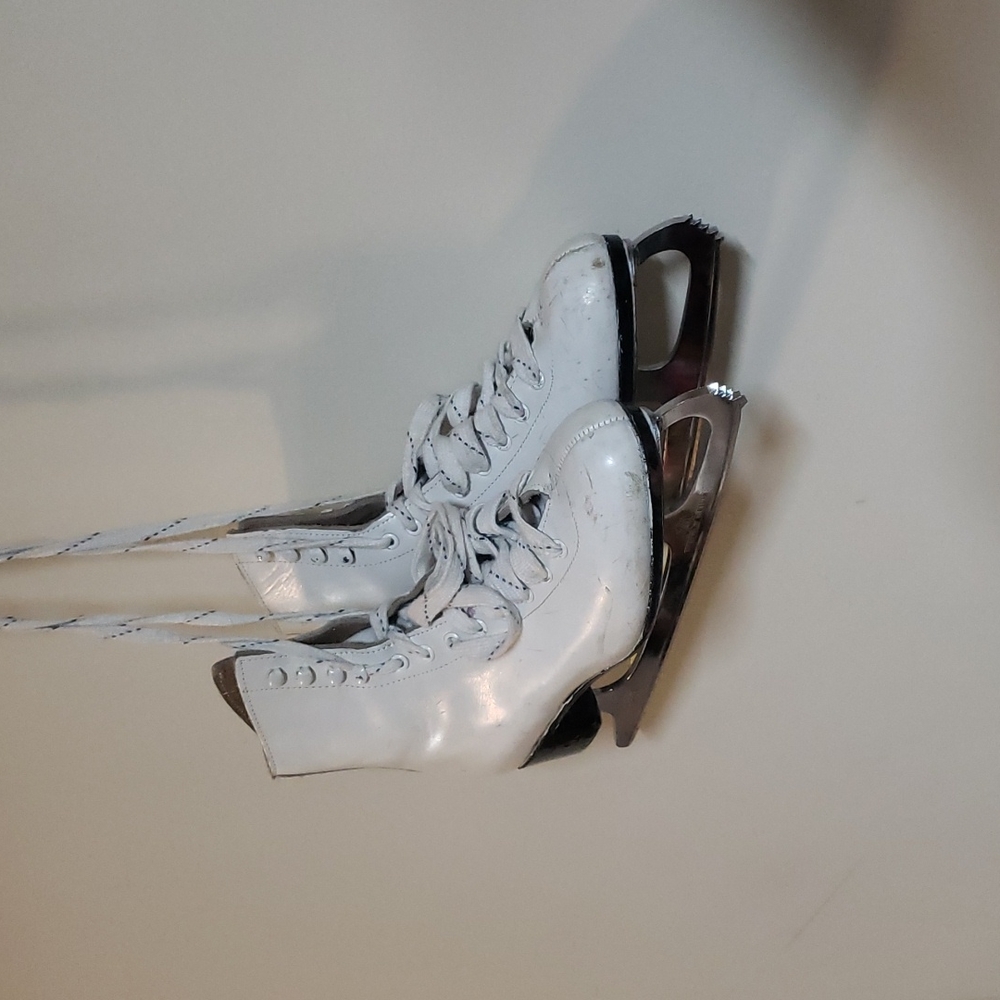 Ice skates